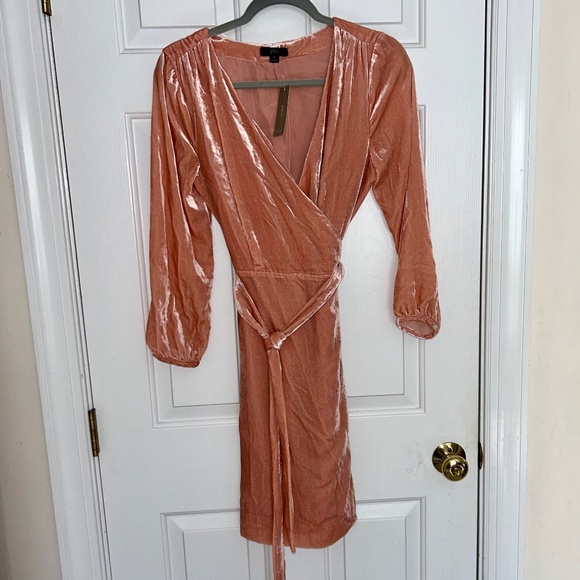 NWT J. Crew Wrap Dress in Drapey Velvet 8 - Picture 3 of 11